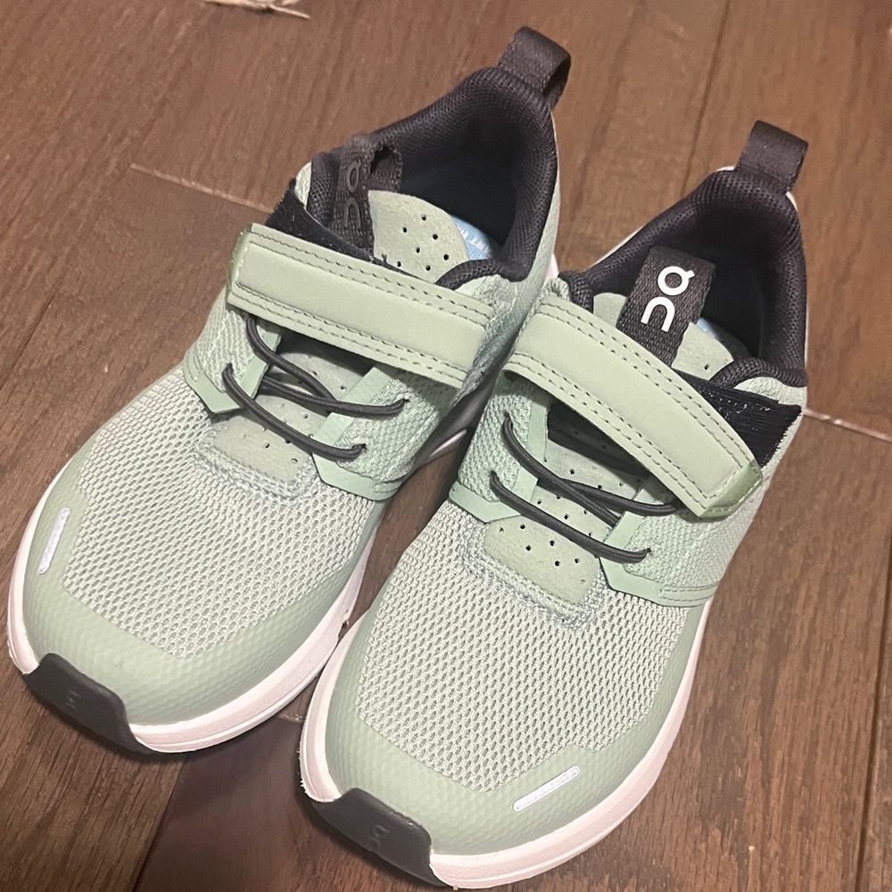 On Running Kids' Mint Green Sneakers
